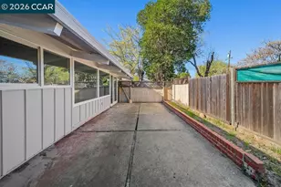 1737 Ravenwood Dr, Concord, CA 94520 - Photo 27