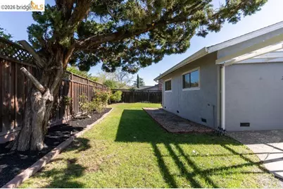 410 Fensalir Ave, Pleasant Hill, CA 94523 - Photo 25