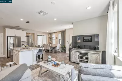 2940 Wheat Grass Street, Sacramento, CA 95833 - Photo 9