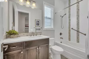 2002 Tempranillo Ln, Brentwood, CA 94513 - Photo 17