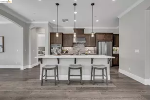 2002 Tempranillo Ln, Brentwood, CA 94513 - Photo 11