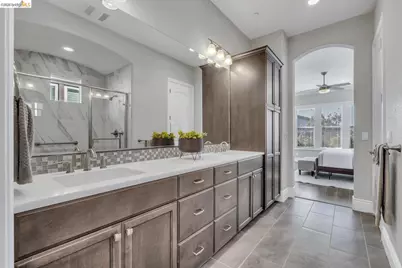 2002 Tempranillo Ln, Brentwood, CA 94513 - Photo 23