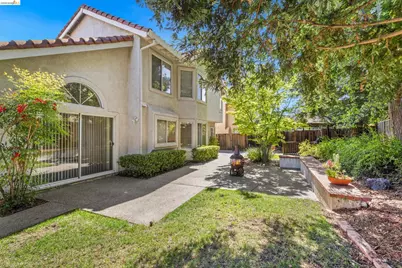 4528 Fallow Way, Antioch, CA 94509 - Photo 41