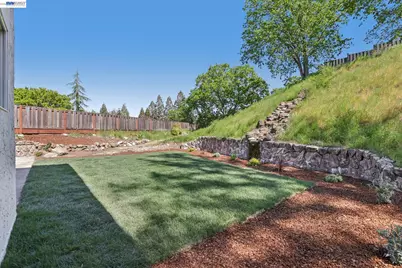 44 Lariat Ct, Walnut Creek, CA 94596 - Photo 41