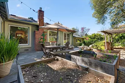 27 Glorietta Ct, Orinda, CA 94563 - Photo 21