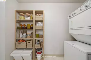 5855 Horton St, Emeryville, CA 94608 - Photo 13