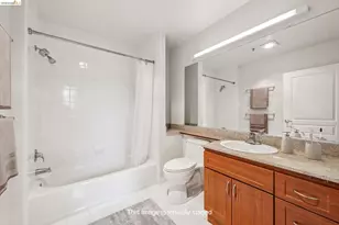 5855 Horton St, Emeryville, CA 94608 - Photo 11