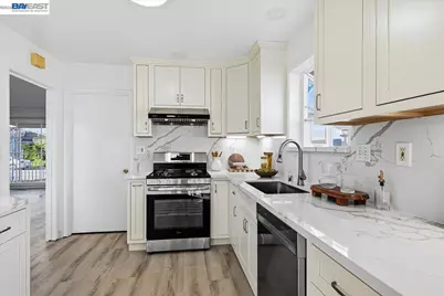 17790 Via Arriba, San Lorenzo, CA 94580 - Photo 15