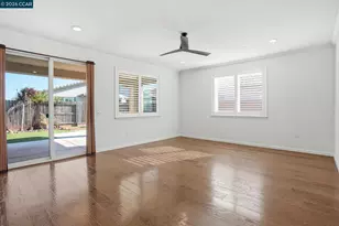 9229 Thimbleberry Dr, Sacramento, CA 95829 - Photo 9