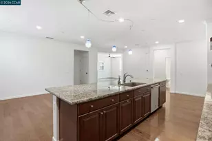9229 Thimbleberry Dr, Sacramento, CA 95829 - Photo 17