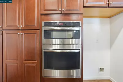 9229 Thimbleberry Drive, Sacramento, CA 95829 - Photo 5