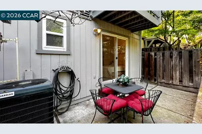 22 Holcomb Ct, Walnut Creek, CA 94596 - Photo 19