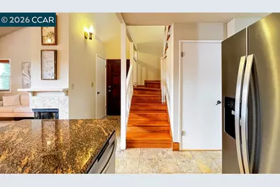 22 Holcomb Ct, Walnut Creek, CA 94596 - Photo 11