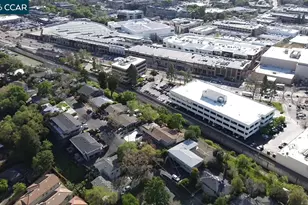 22 Holcomb Ct, Walnut Creek, CA 94596 - Photo 37