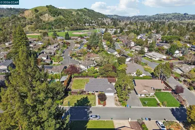 132 Whitethorne Dr, Moraga, CA 94556 - Photo 55