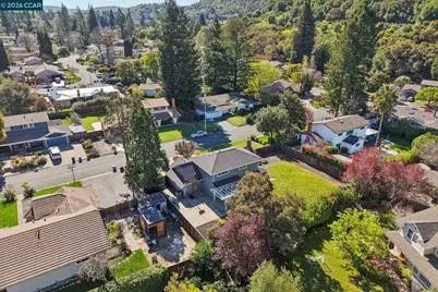 132 Whitethorne Dr, Moraga, CA 94556 - Photo 57