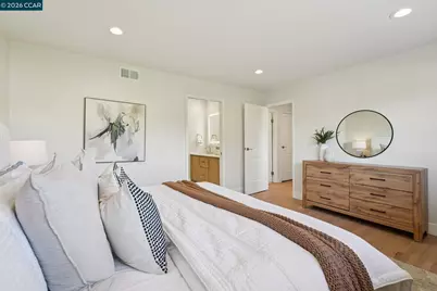 132 Whitethorne Dr, Moraga, CA 94556 - Photo 33