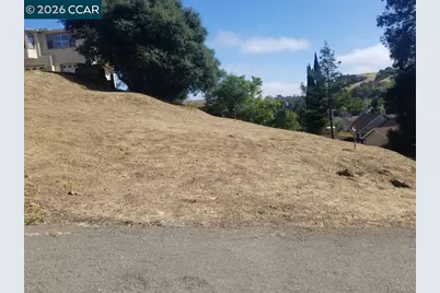 2525 Brandt St, Pinole, CA 94564 - Photo 1