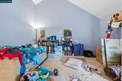 1050 Summershore Ct, San Jose, CA 95122 - Photo 51