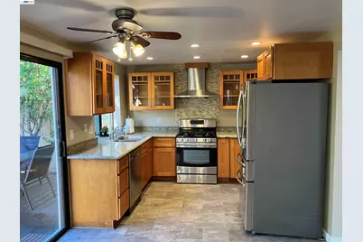 181 Yachtsman Dr, Vallejo, CA 94591 - Photo 23