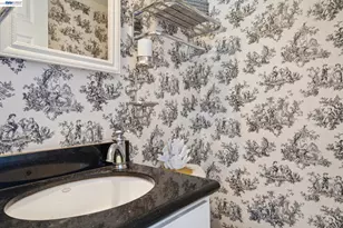 1718 High St, Alameda, CA 94501 - Photo 25