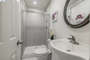 1394 Glacier Dr, Milpitas, CA 95035 - Photo 31