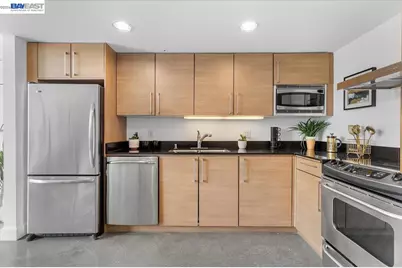 226 2nd St #G2, Oakland, CA 94607 - Photo 21