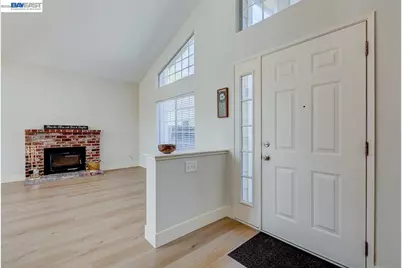 8524 Oak Harbour Ct, Fair Oaks, CA 95628 - Photo 3