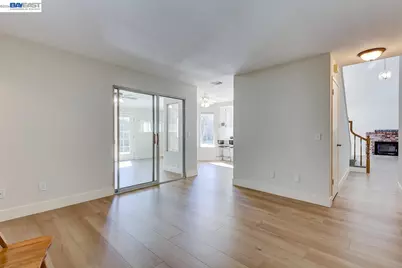 8524 Oak Harbour Ct, Fair Oaks, CA 95628 - Photo 19