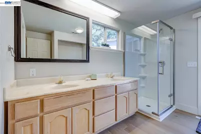 8524 Oak Harbour Ct, Fair Oaks, CA 95628 - Photo 27