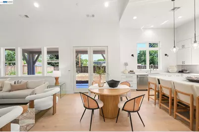 102 Providence Place, Pleasant Hill, CA 94523 - Photo 3