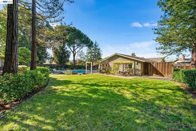 535 San Gabriel Ct, Pleasanton, CA 94566 - Photo 57