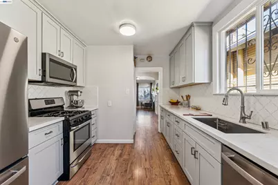 1262 94th Avenue, Oakland, CA 94603 - Photo 9