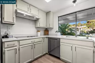 5129 Heavenly Ridge Ln, Richmond, CA 94803 - Photo 17