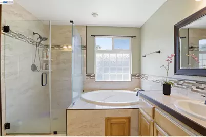 9740 Linnet Ct, Gilroy, CA 95020 - Photo 23