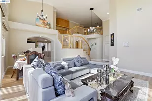 9740 Linnet Ct, Gilroy, CA 95020 - Photo 5