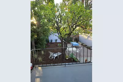 5264 Locksley Ave, Oakland, CA 94618 - Photo 11