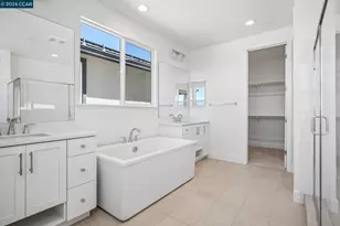 17417 Bushwick Ln, Lathrop, CA 95330 - Photo 17