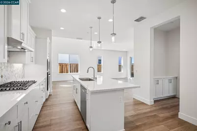 17417 Bushwick Lane, Lathrop, CA 95330 - Photo 9