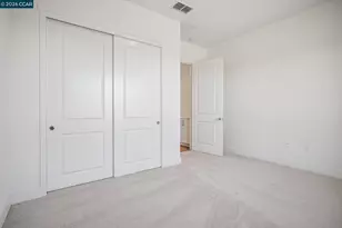 17417 Bushwick Ln, Lathrop, CA 95330 - Photo 11
