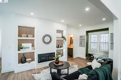 3708 Lyon Ave, Oakland, CA 94601 - Photo 15