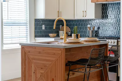 3708 Lyon Ave, Oakland, CA 94601 - Photo 9