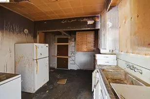 1610 52nd Ave, Oakland, CA 94601 - Photo 13