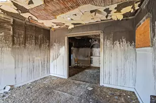 1610 52nd Ave, Oakland, CA 94601 - Photo 9