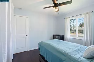 2105 Holbrook Dr, Concord, CA 94519 - Photo 13