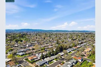 2105 Holbrook Drive, Concord, CA 94519 - Photo 27