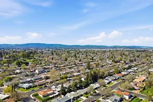 2105 Holbrook Dr, Concord, CA 94519 - Photo 27