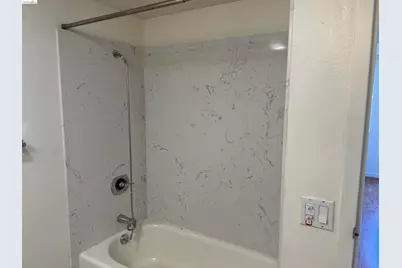 988 Franklin St #601, Oakland, CA 94607 - Photo 13