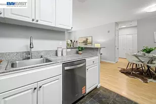 401 Norfolk St, San Mateo, CA 94401 - Photo 13