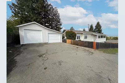 2291 Yale St, Martinez, CA 94553 - Photo 9